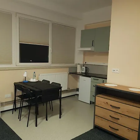 Park-dobraszczecinska Хостел Dobra (Szczecin)